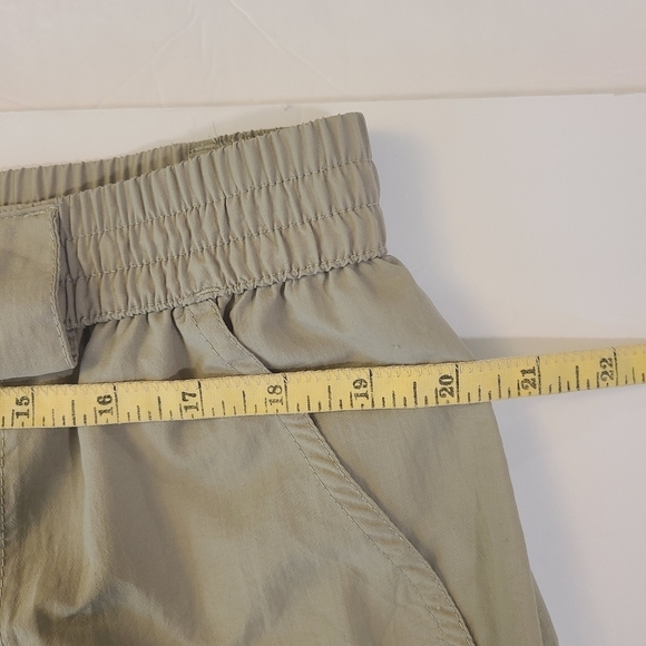 Against The Elements Men's Khaki Convertible Adventure Pants Size Large - Picture 9 of 10